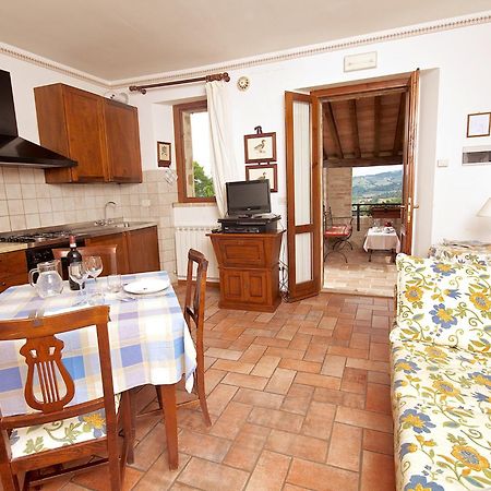 Agriturismo Le Colombe Assisi Phòng bức ảnh