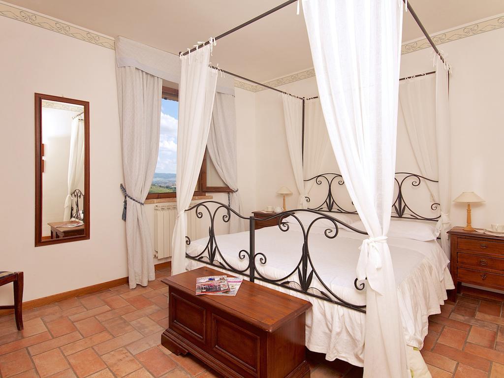 Agriturismo Le Colombe Assisi Phòng bức ảnh