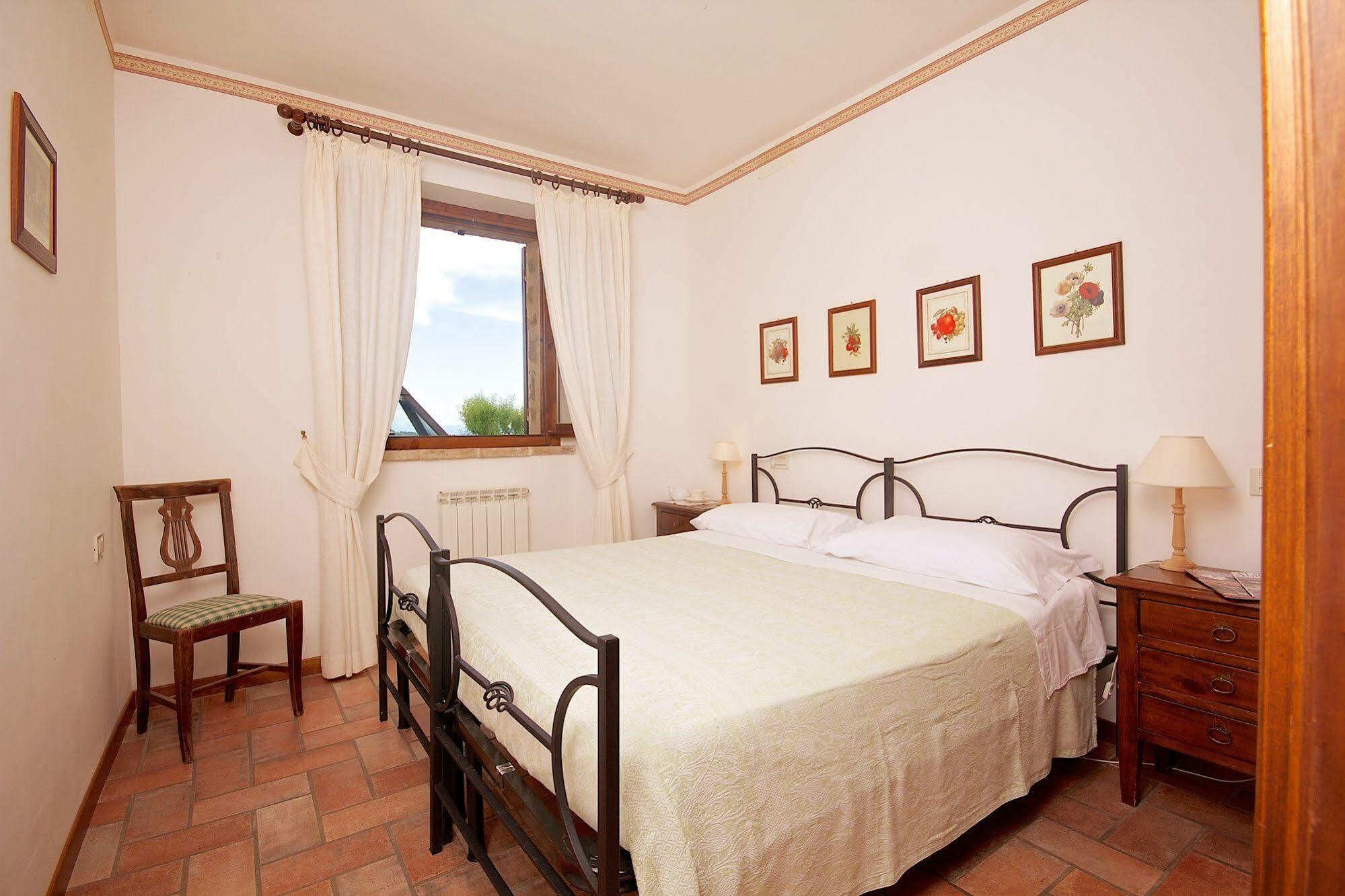 Agriturismo Le Colombe Assisi Ngoại thất bức ảnh