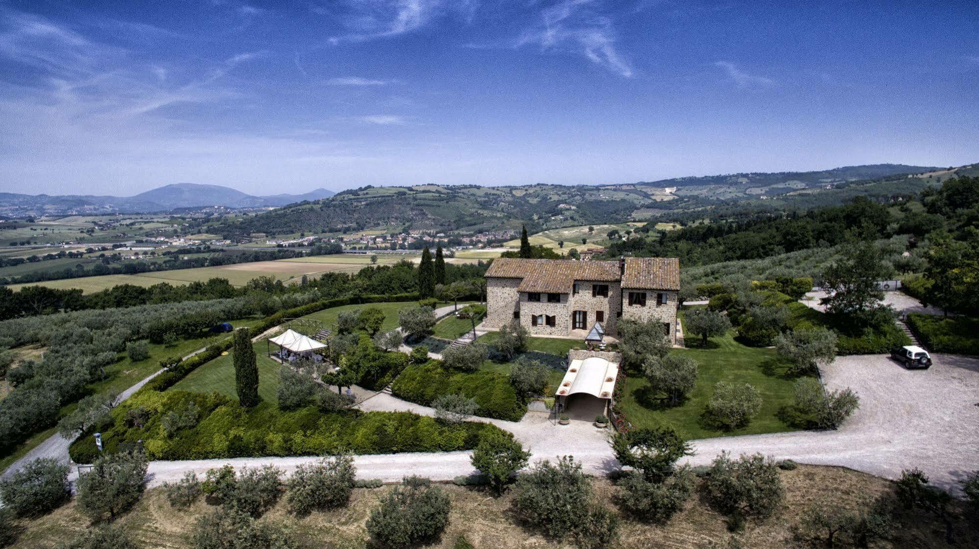 Agriturismo Le Colombe Assisi Ngoại thất bức ảnh